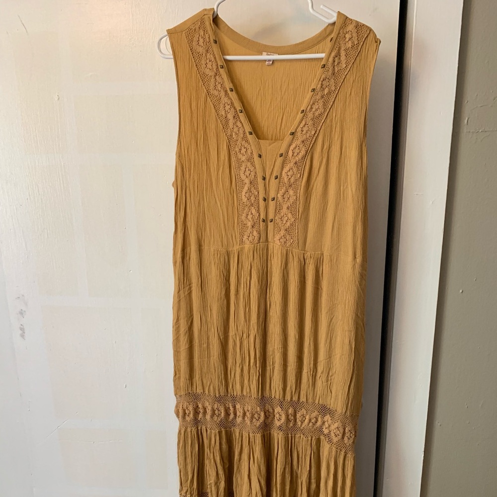 🚨3/$35🚨 Reba Woman Gauze Fall Maxi Dress